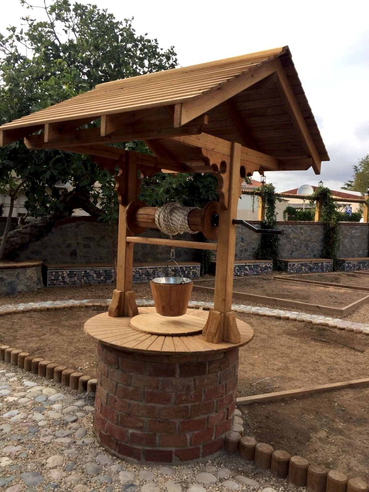 KENT MOBİLYALARI VE AHŞAP UYGULAMALAR